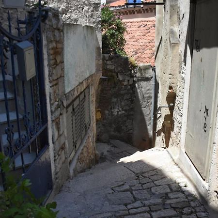 Modern Stairs Apartment Rovinj Exterior photo