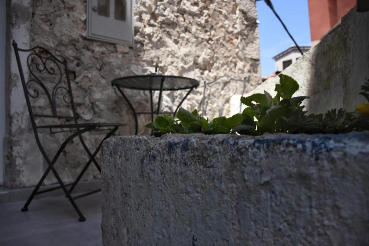 Modern Stairs Apartment Rovinj Exterior photo