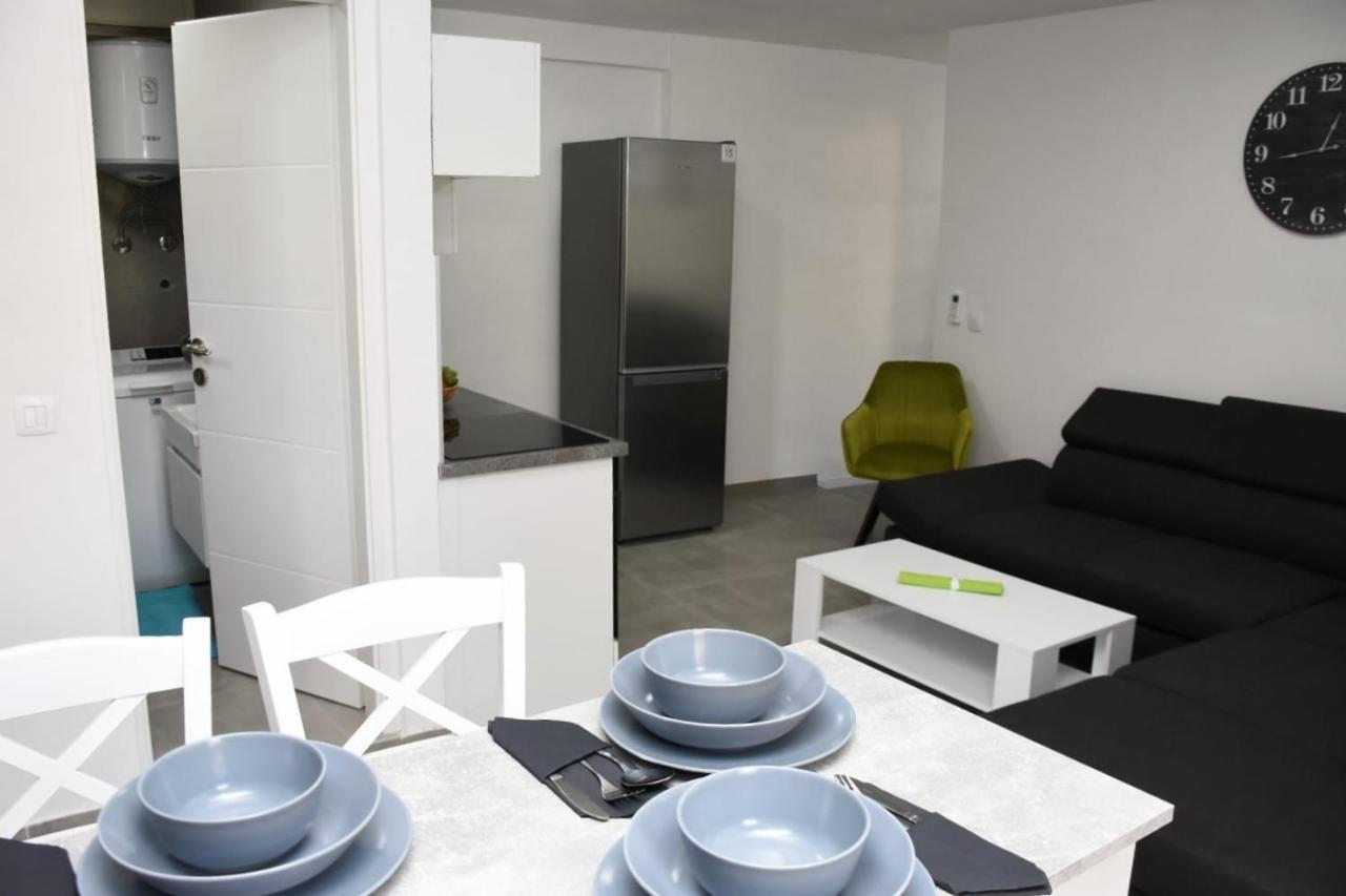 Modern Stairs Apartment Rovinj Exterior photo